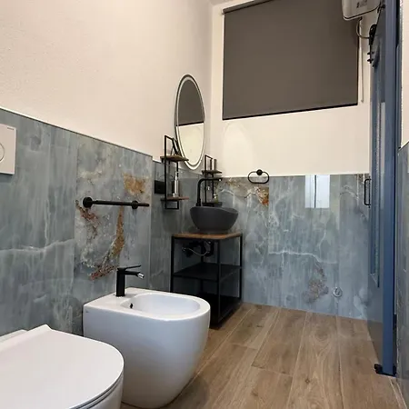 M&p House * 迪亚诺马里纳