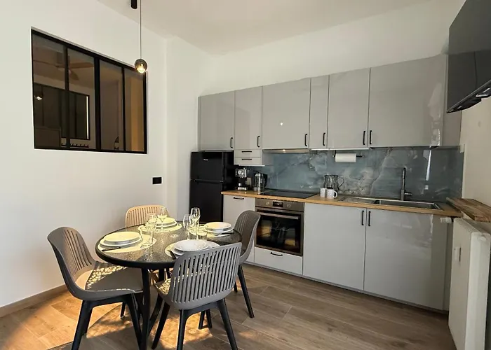 M&p House دْيانو مارينا